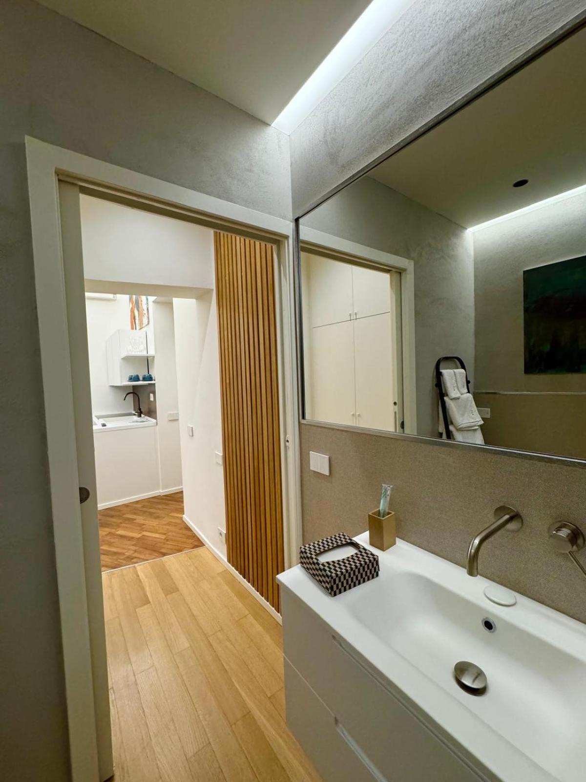 Apartmán Duomo Leonardo31 Dimora Di Charme CTA Exteriér fotografie